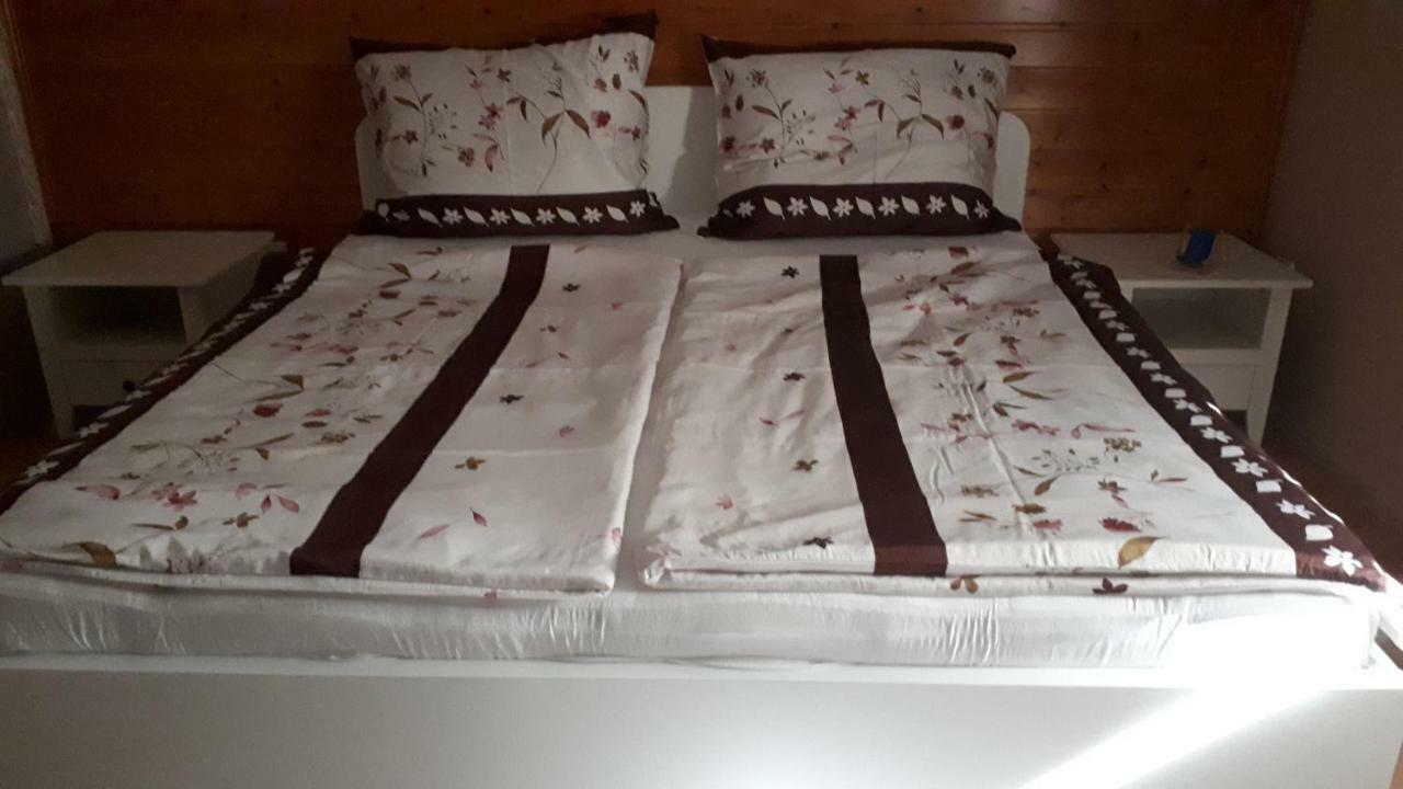 Feher Rozsa Apartman Cserszegtomaj Bagian luar foto