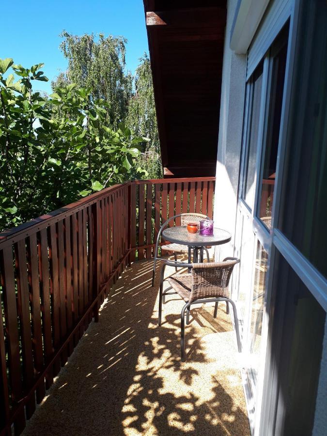 Feher Rozsa Apartman Cserszegtomaj Bagian luar foto